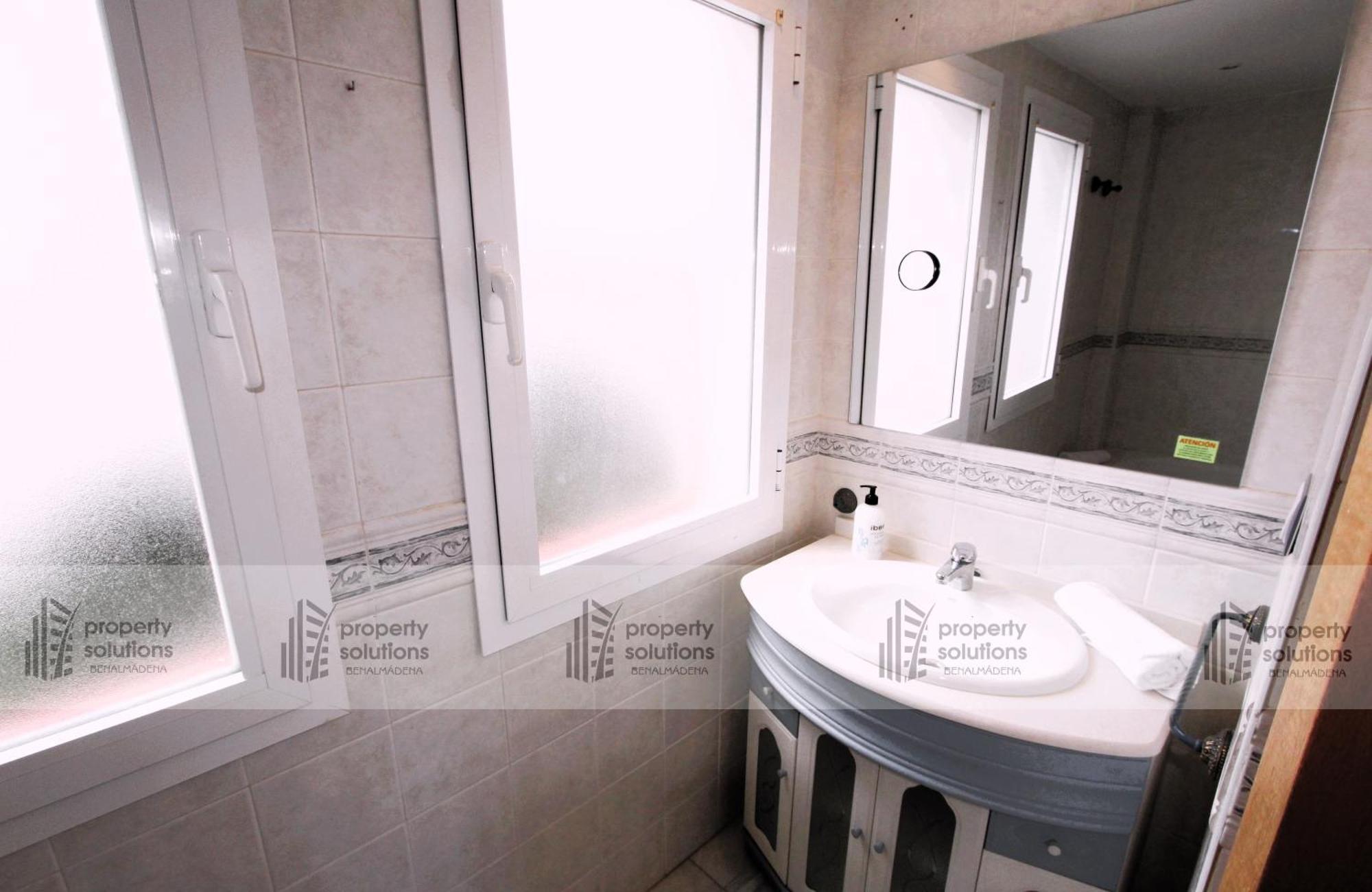 Lomas de Mena: Seaside Penthouse with Pool and BBQ Apartment Benalmadena Exterior photo